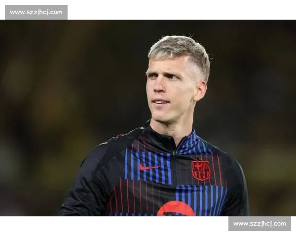 度假同框引热议!奥尔莫与迪亚斯伊维萨岛合影暗藏转会玄机?